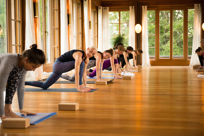 Patricia Thielemann zeigt "Spirit Yoga", Bild: Schloss Elmau, Felix Krammer.